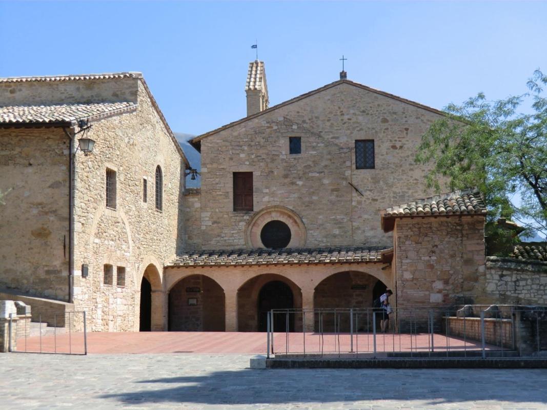 All'Ombra Di San Damiano Assisi Eksteriør bilde